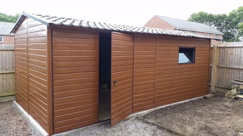 Wood effect garage - wood,
